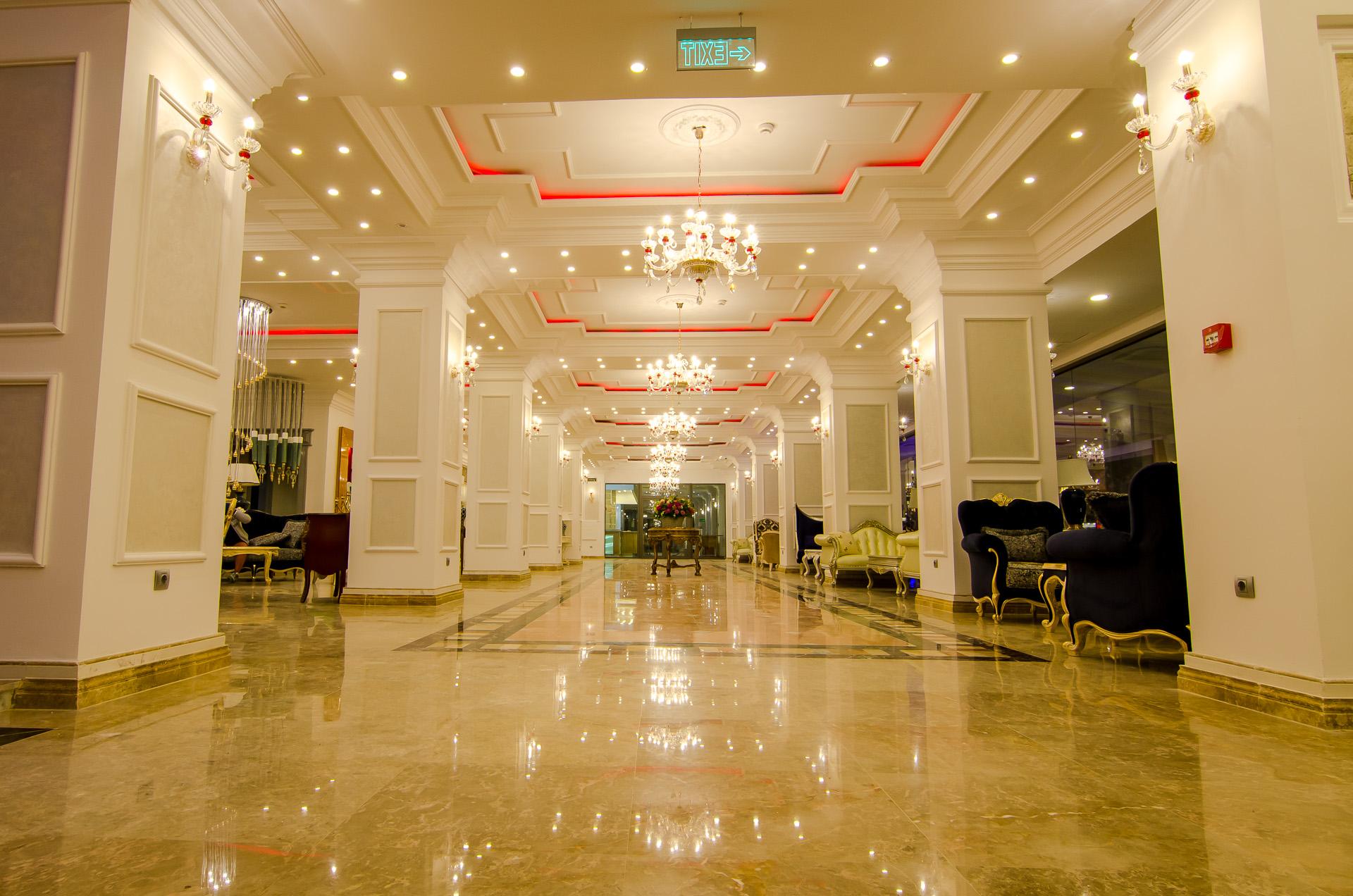 Phoenicia Royal Hotel 5*