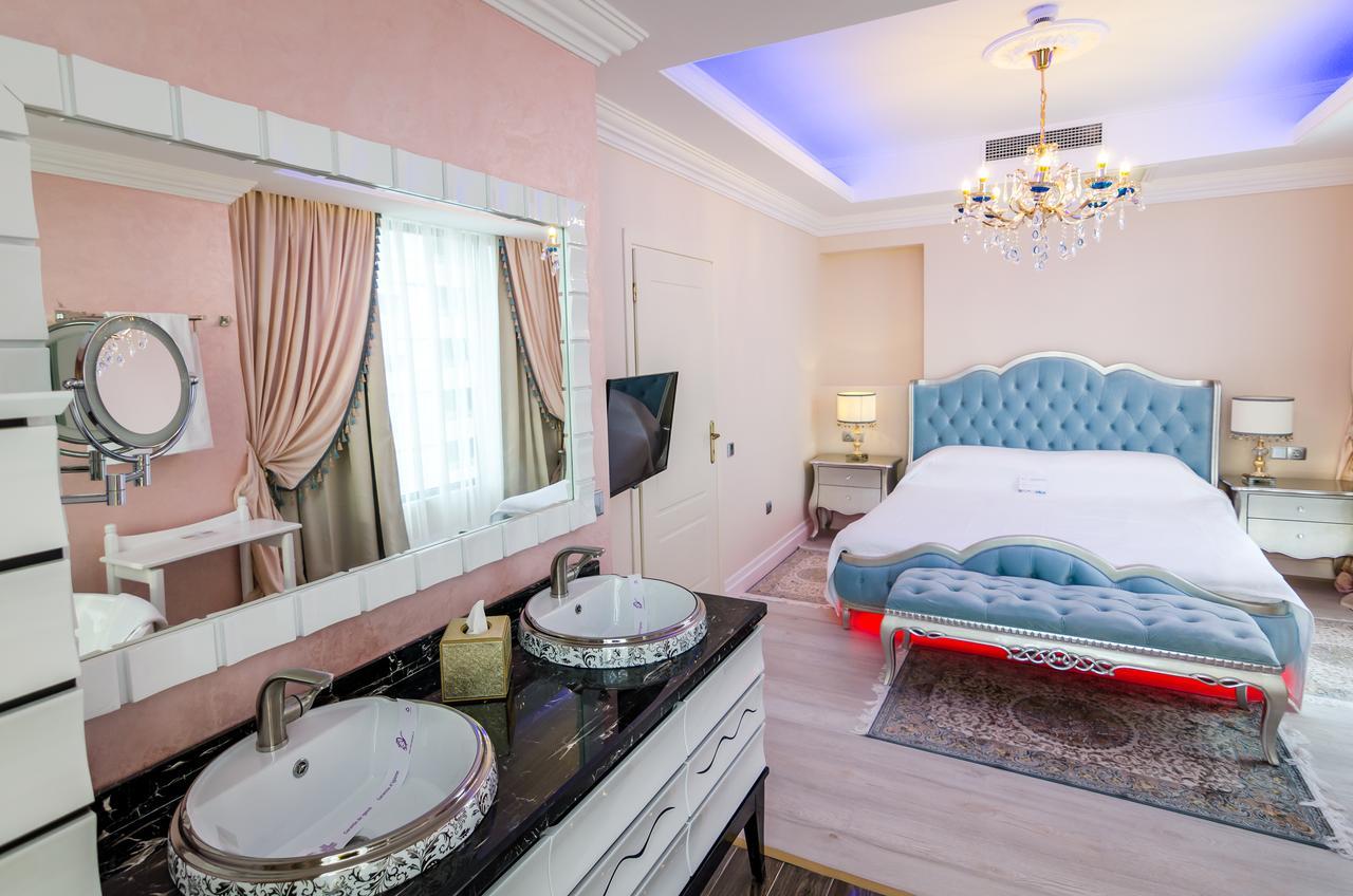 Phoenicia Royal