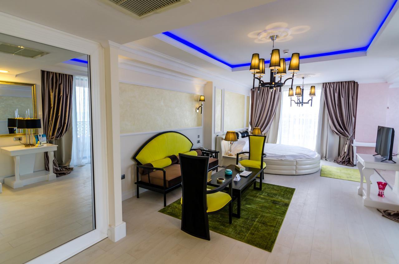Hotel Phoenicia Royal